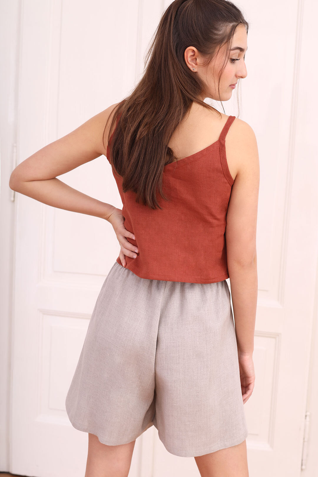 Krátké lněné tílko